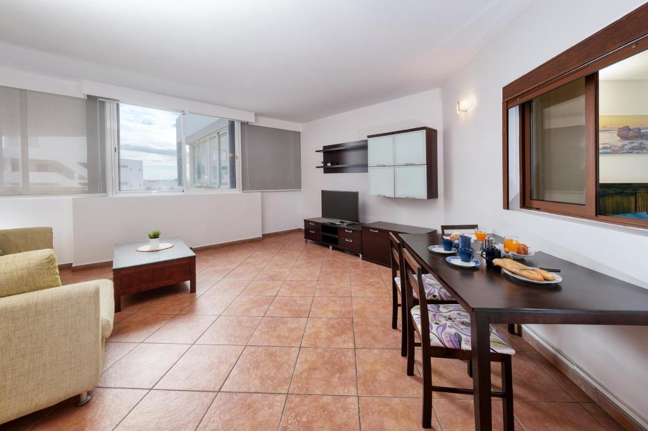 Villa Casa Elin-Shared Pool, Fast Wifi Costa Teguise Exterior foto